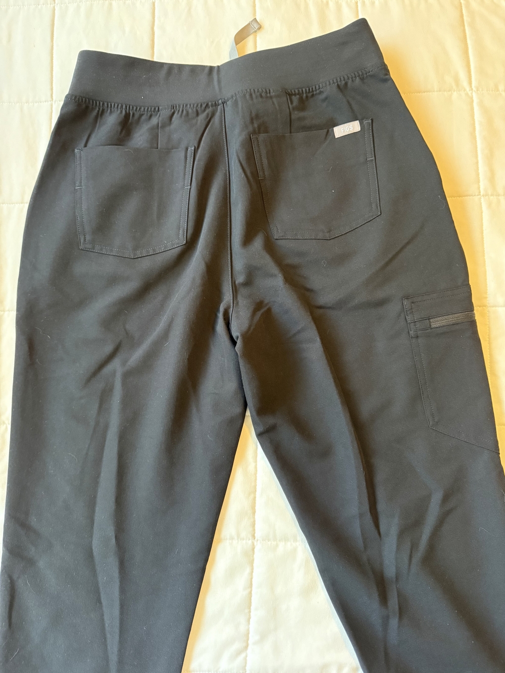 Figs Black Women's Jogger Pants with Ribbed Waistband - Picture 2 of 3